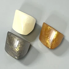 Set/Bundle 3 Chunky Acrylic Statement Rings Beige, Gray, Honey Brown  Size  7.75
