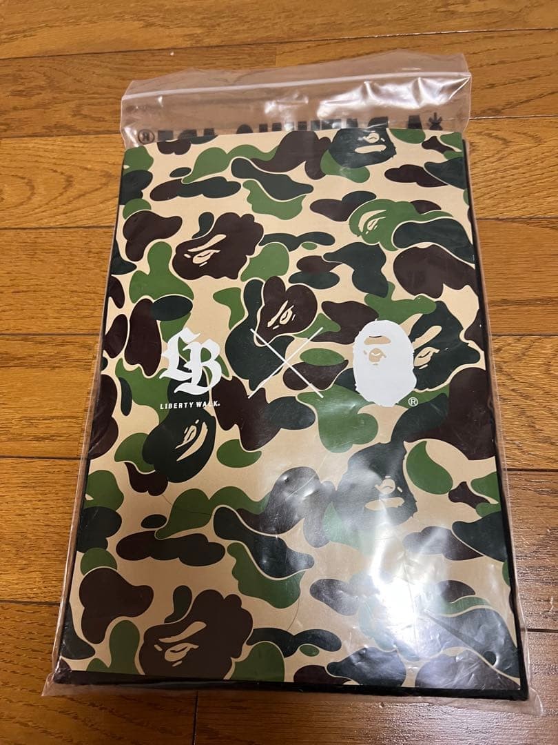 BAPE LIBERTY WALK SHARK HOOD T-SHIRT L 31407 thumbnail 3