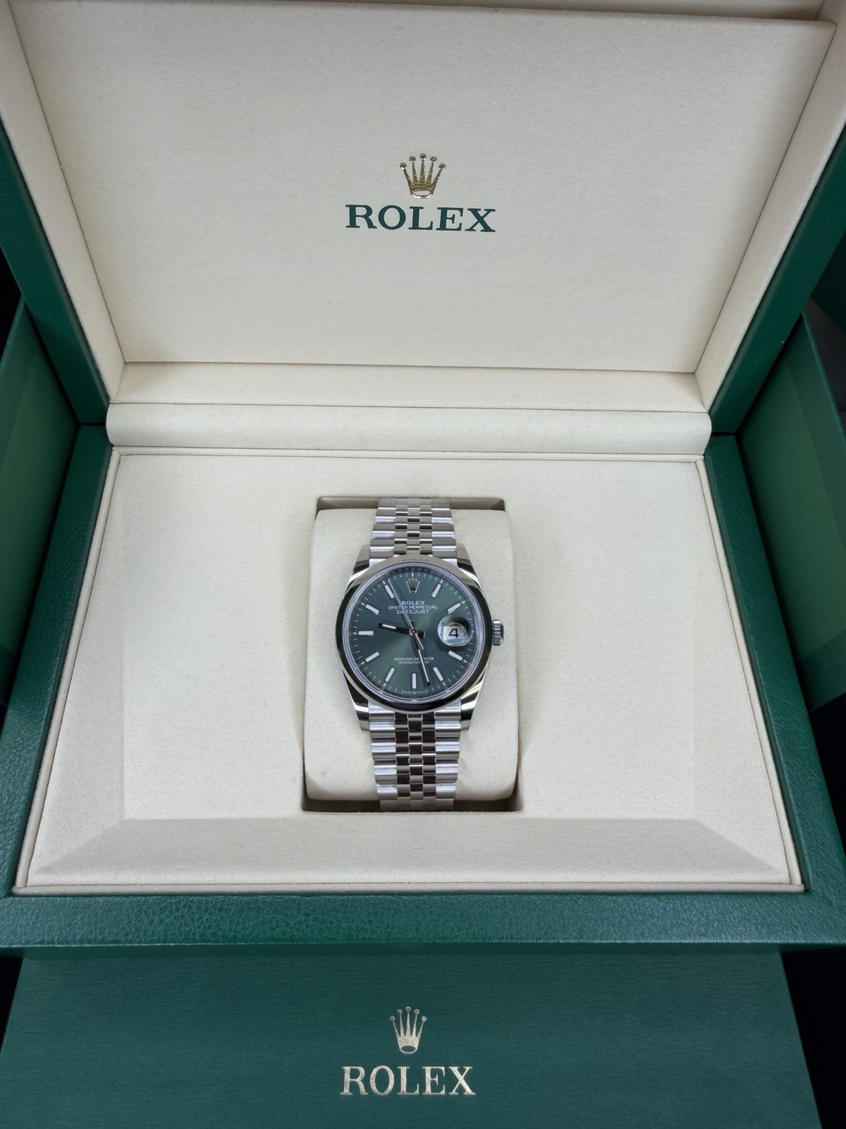 Rolex Datejust 36 126200 2026 Full Set Mint Green Dial Jubilee Unworn image 4