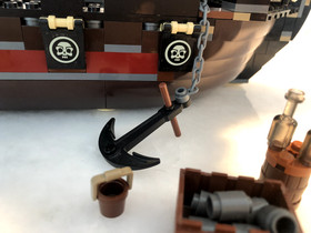 LEGO Pirates of the Caribbean: Queen Anne's Revenge (4195) 100% complete 