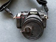 Nikon N2000 w Sigma Zoom 28 - 84mm Multi-coated f3.5 - 4.5