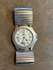 Vintage 26 Red Watch