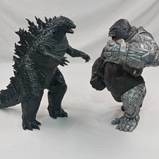 Godzilla 2019 Jakks Pacific 12" Figure vs McFarlane RAW10 Cy-Gor Gorilla Toy Lot