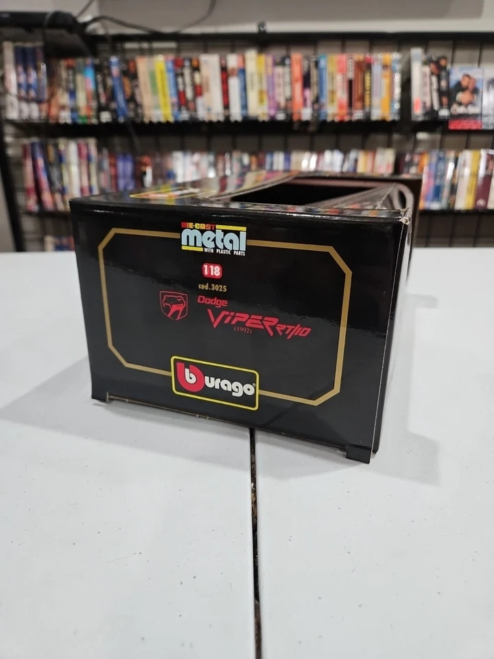 Coche modelo Bburago Diamonds 1:18 Dodge Viper RT/10 rojo diecast con caja   Foto 4 de 4