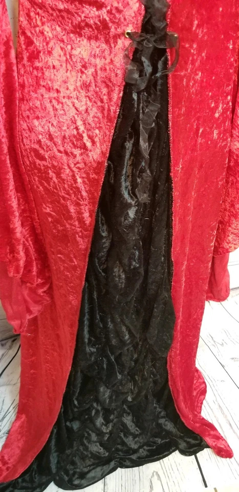 Vestido Disfraz Fun World M 8-10 Negro Rojo Gótico Vampiro Medieval Gótico Foto 3 de 4