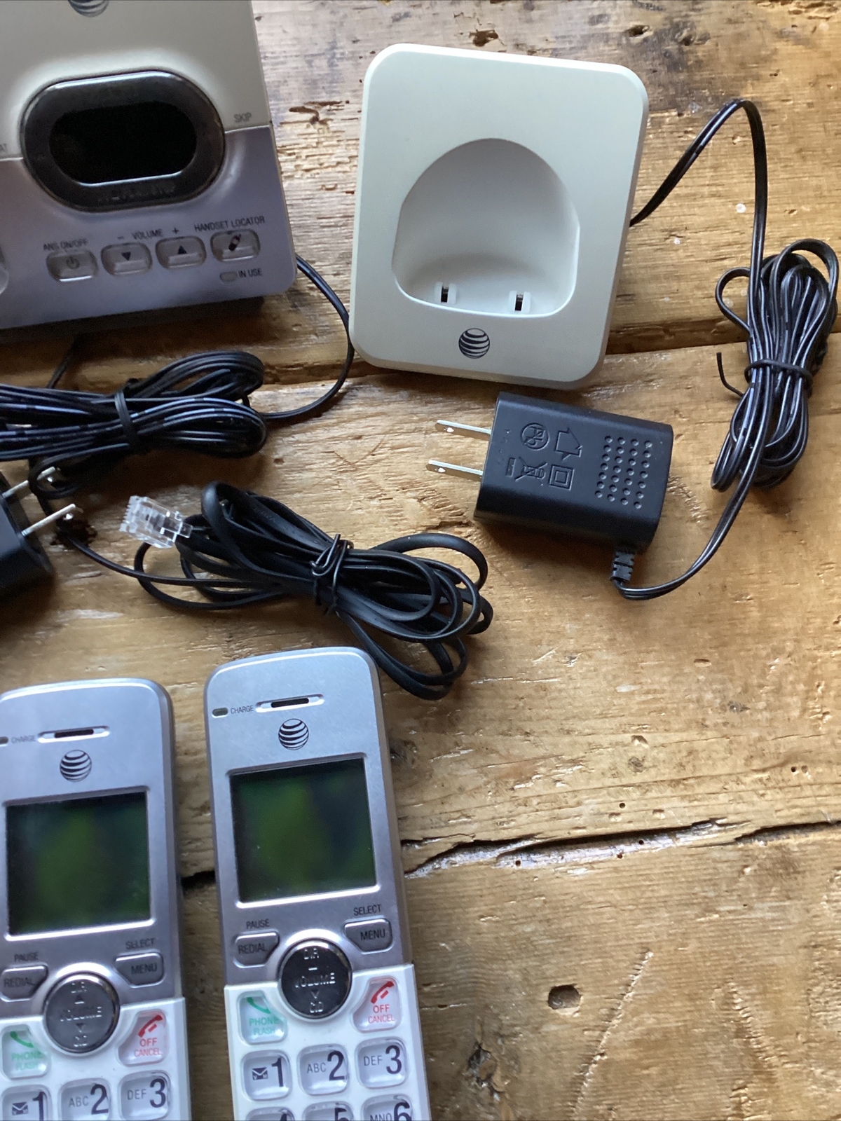 Set of 3 AT&T Cordless Handset Phone Answering System w/ Caller ID 