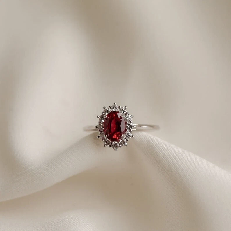 Anillo de boda Art Deco de plata 925 chapado en oro blanco granate natural corte ovalado Foto 2 de 4