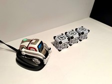 Anki Cozmo Robot Toy With Cubes and Charger N...