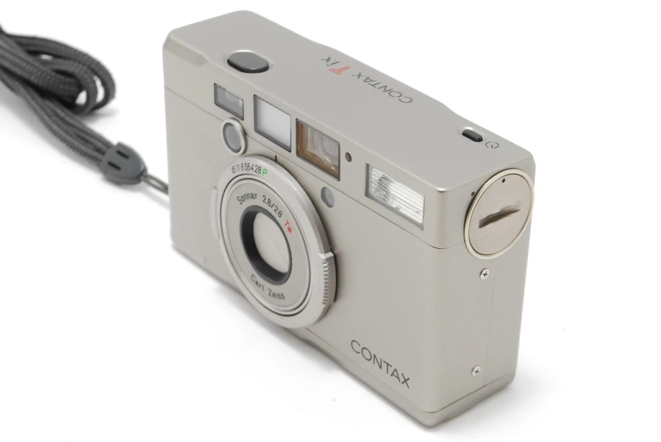 [Casi COMO NUEVA+ con caja, estuche] Cámara fotográfica Contax Tix Carl Zeiss 28 mm F/2,8 APS JAPÓN Foto 4 de 4