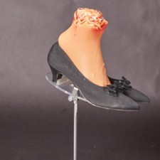 1960s Vintage Black Kitten Heel Bow Topped Pumps Heels Size 6 Shoes Mint