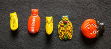 5 Vintage Clicker Noisemaker Toys - 4 Metal/Tin Litho, 1 Plastic - THEY WORK 
