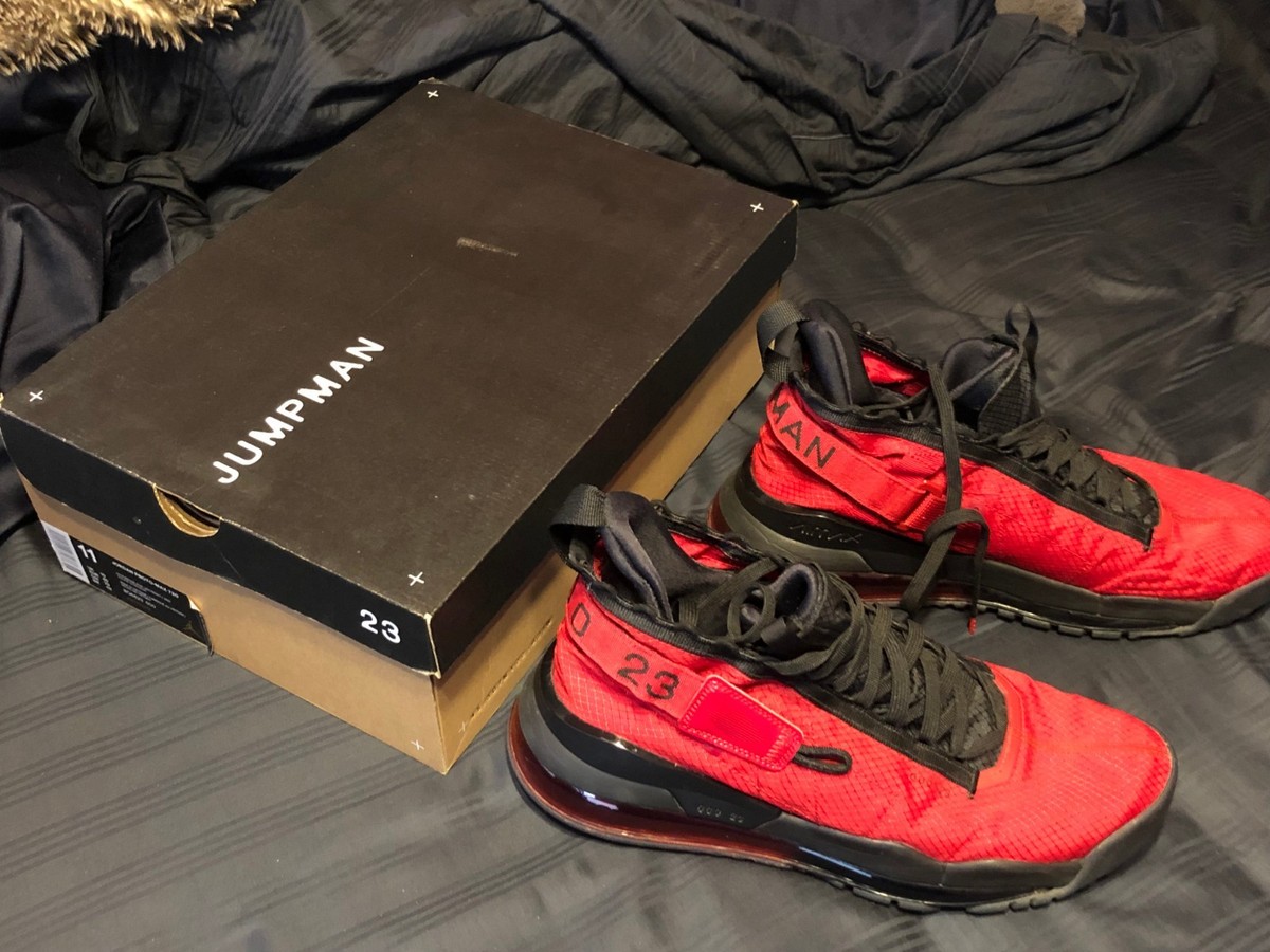 ? Nike Jordan Proto Max Men\'s Size 10.5 Athletic Shoes Red and Black Nike Air Jordan Proto-Max 720 - Gym Red / Black / University  main image 2