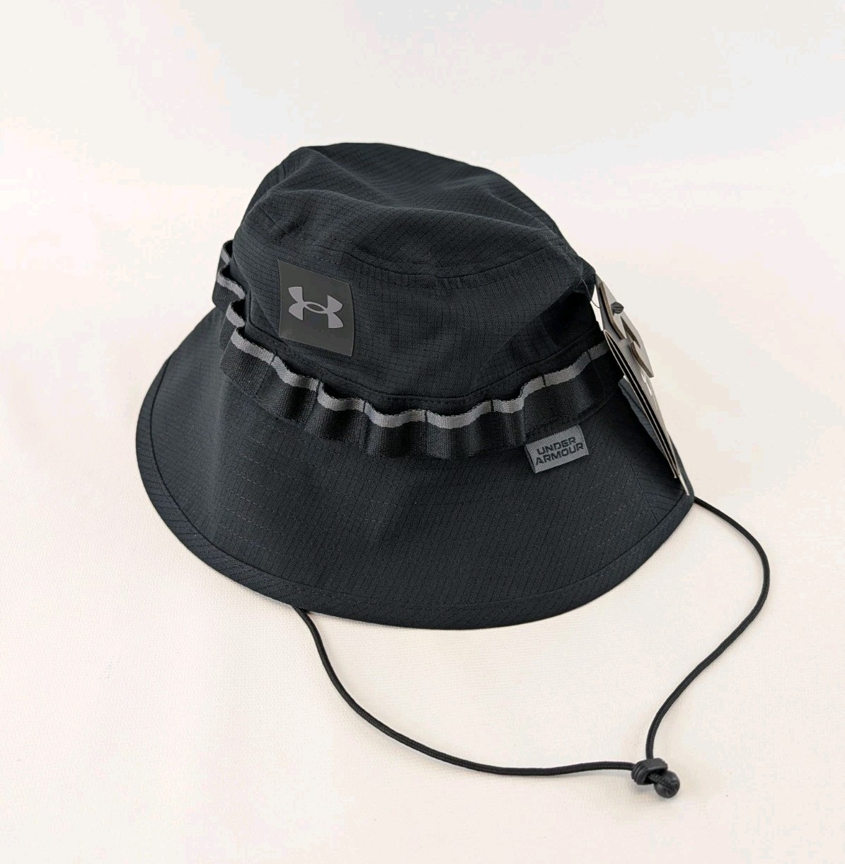 Under Armour 1383434 Men's UA Iso-Chill ArmourVent Bucket Ha