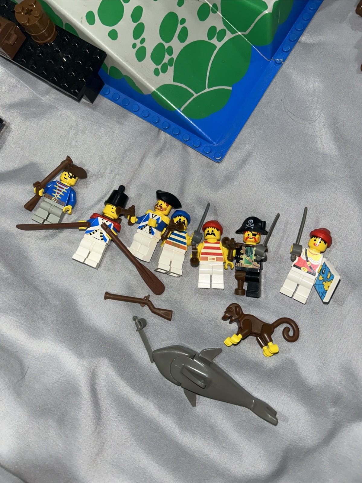 LEGO Pirates: Rock Island Refuge (6273) ~95% Complete No Instructions Or Box