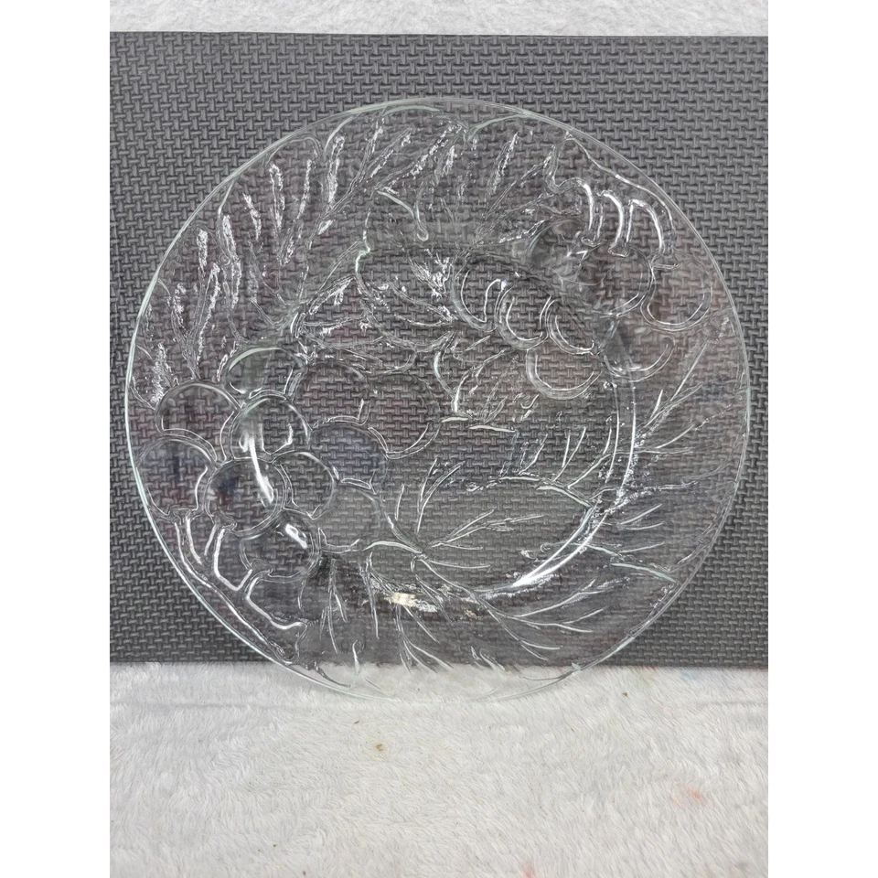 5 Vintage Glass Embossed Grape Cluster Clear Dinner Plates KIG Indonesia 10 3/8” - Image 2 of 4