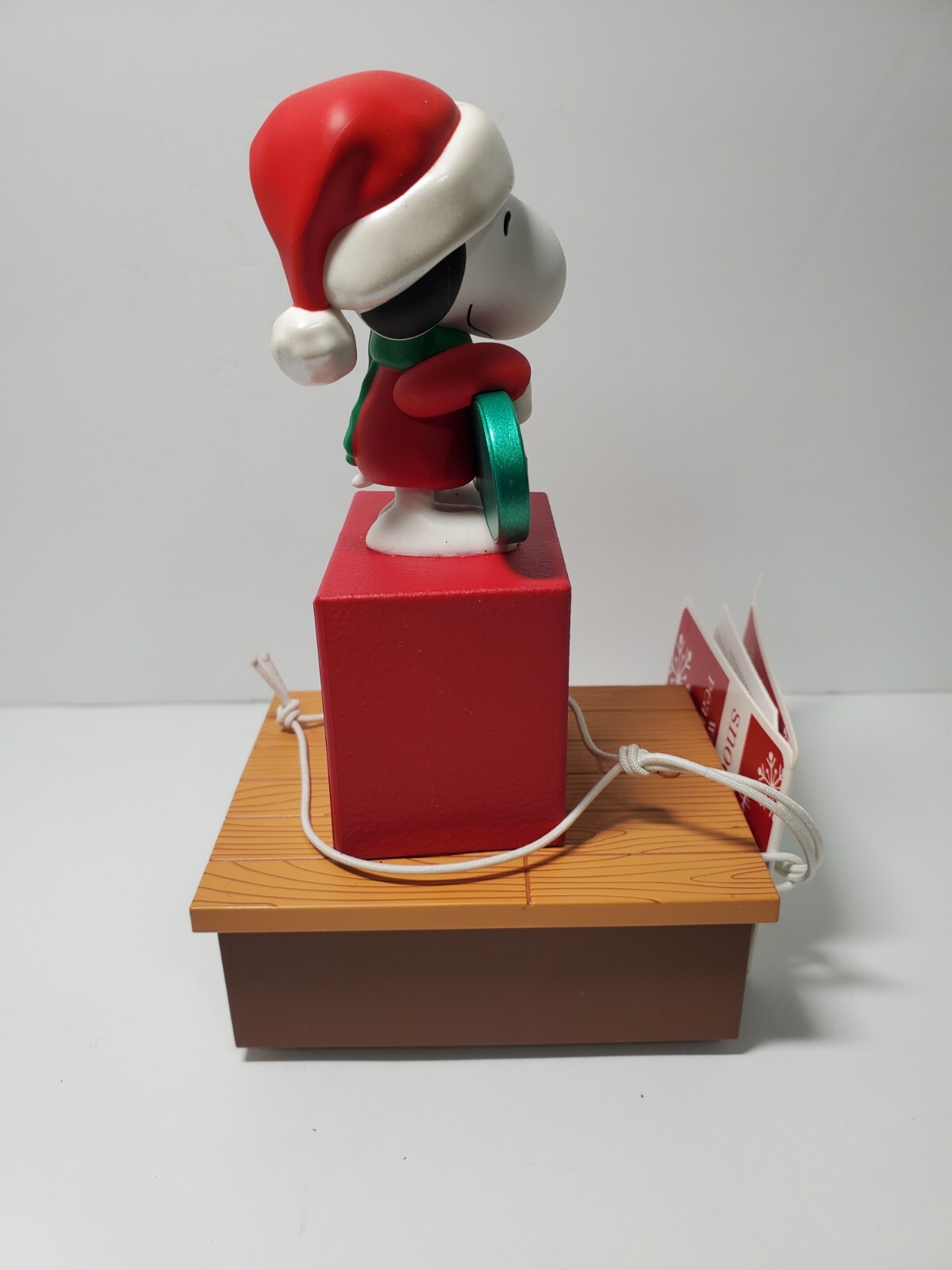 Hallmark Wireless Peanuts Christmas Band Snoopy Playing Guitar eBay