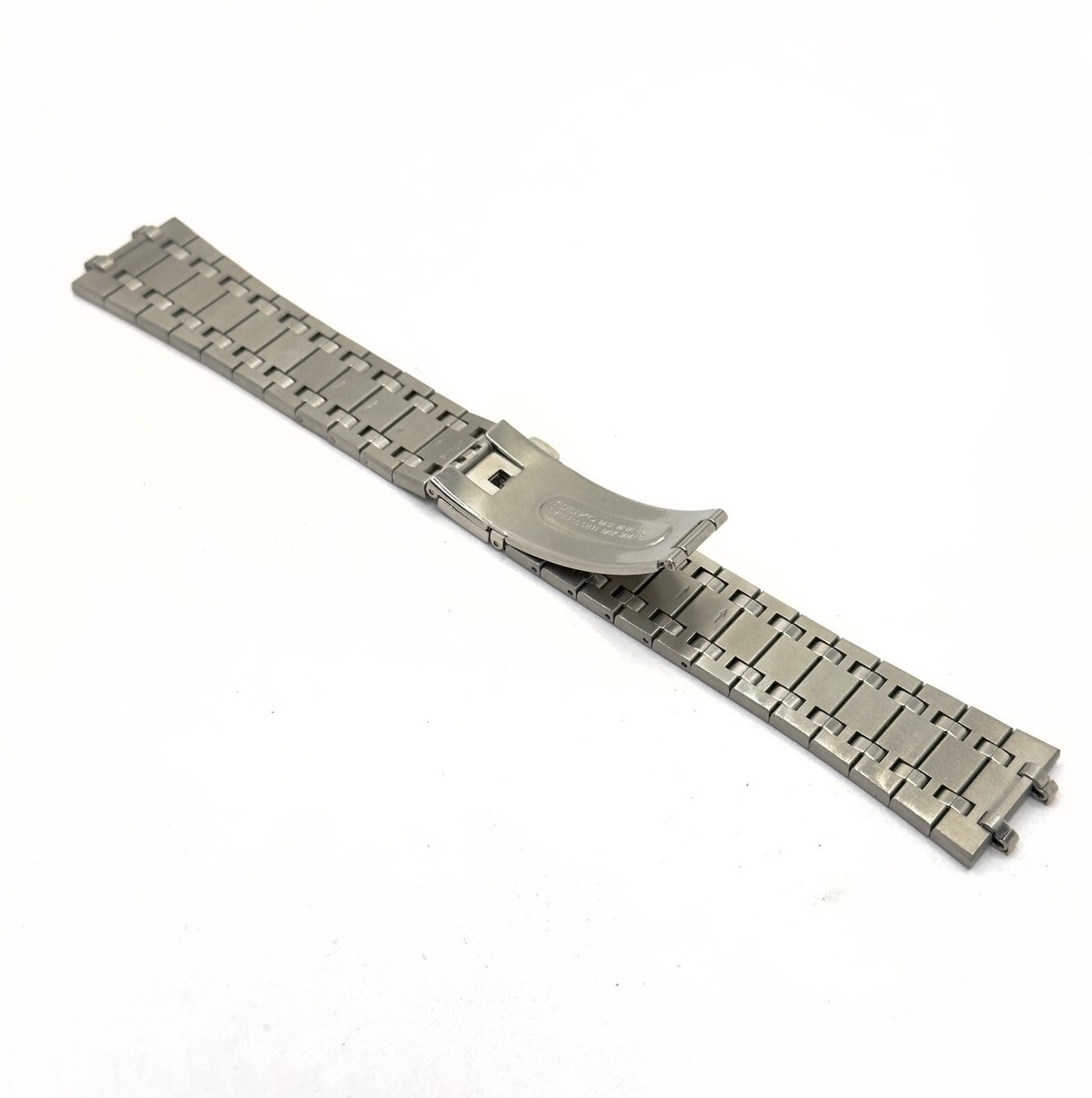 Seiko A.G.S 7M22-6A60 Two-Tone Stainless Steel Watch 23mm x 13mm