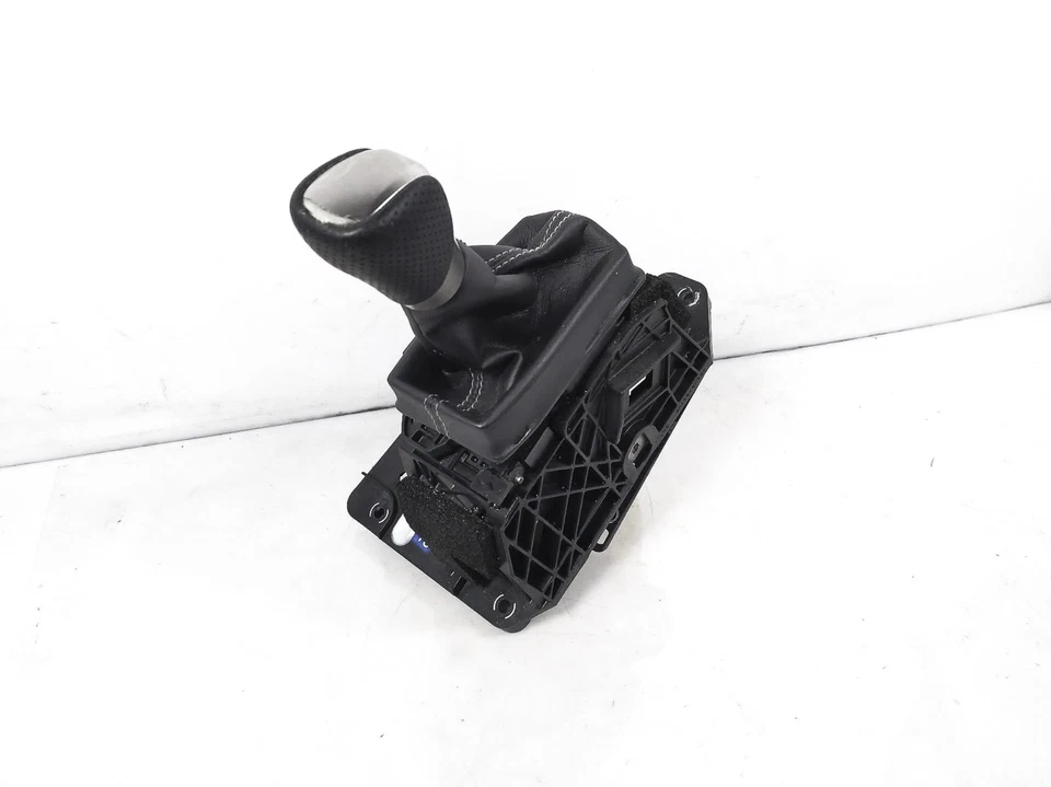 2015-2021 Lexus Rc350 Automatic Trans Gear Shifter Selector - 33550-53310 - Image 2 of 4