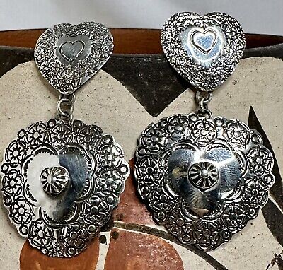 102 Gram Fabulous Vintage Native American Navajo Sterling Silver Handmade Bead Necklace 102 Gram Fabulous Vintage Native American Navajo Sterling Silver Handmade Bead Necklace
