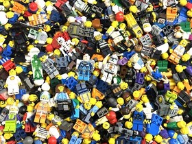 LEGO PARTS BULK LOT Minifigures Pieces (1 oz) 1/16 Pound lb Torsos Heads Weapon