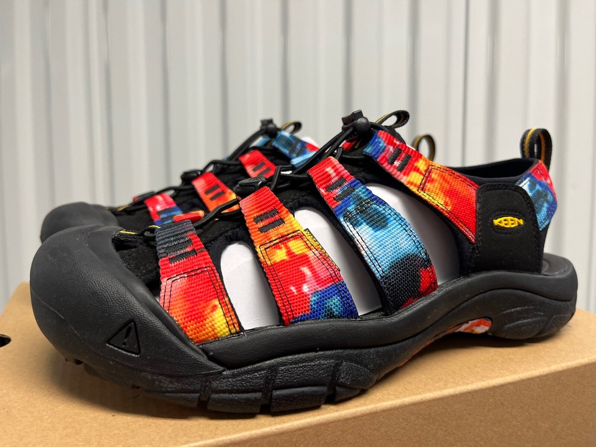 KEEN Men's Newport H2 Closed Toe Water Sandal New York at