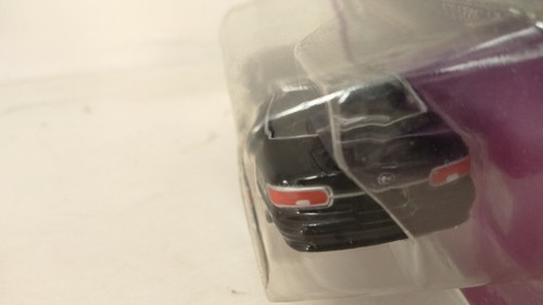 Johnny Lightning 2000 LE "Classic Gold Collection" 1997 Chevy Impala SS - Picture 5 of 8