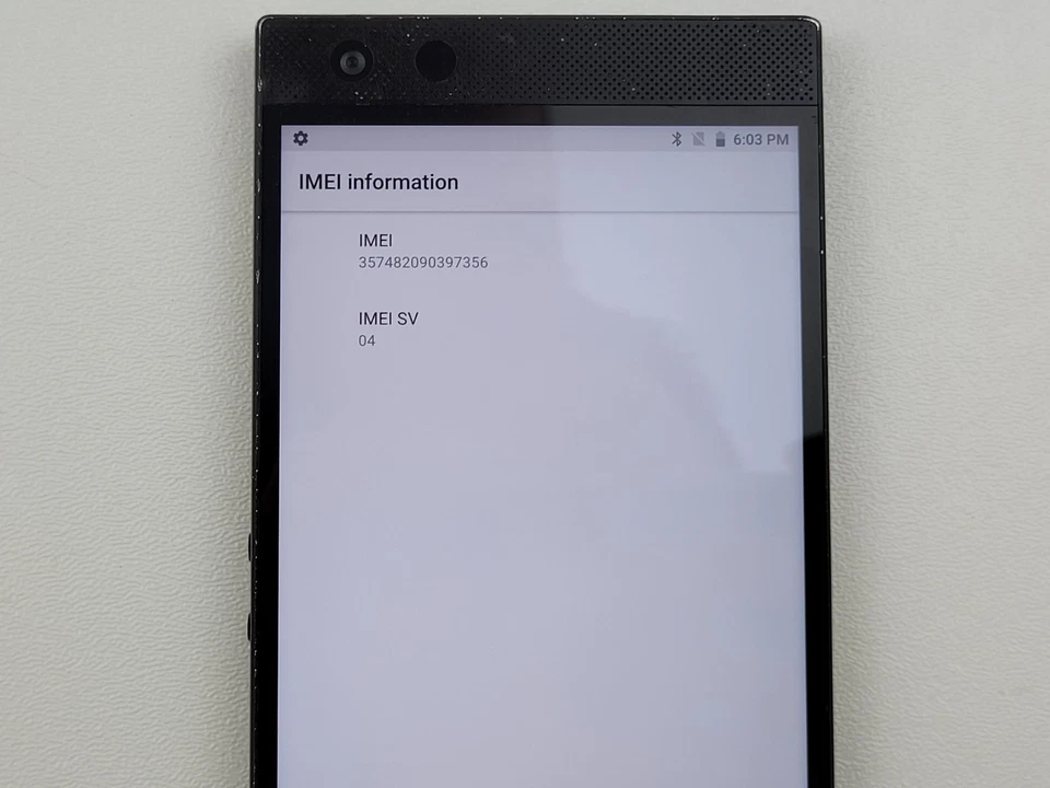 Teléfono Razer 2 (RZ35-0259) 64 GB - negro espejo (desbloqueado) - defectuoso - H2018 Foto 3 de 4
