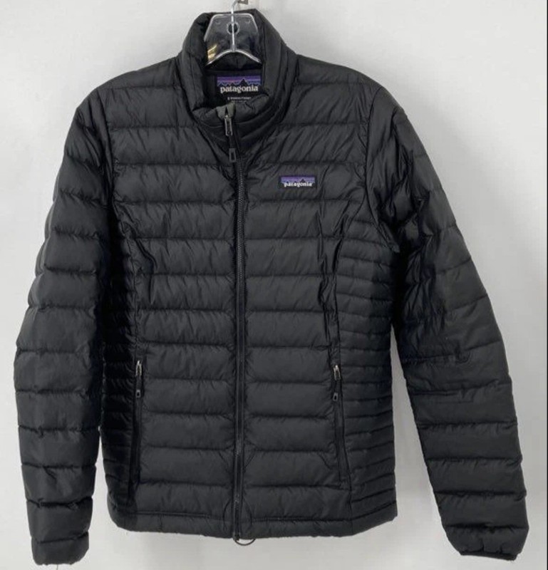 Patagonia Black Zipped Pockets Long Sleeve Full Zip Puffer Womens Jacket Size S