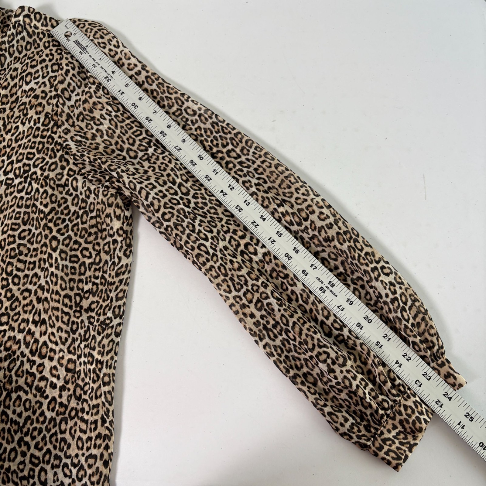 Chicos Blouse Womens 3 US 16 Brown Tan Leopard Print Tie Collar Button Front Top