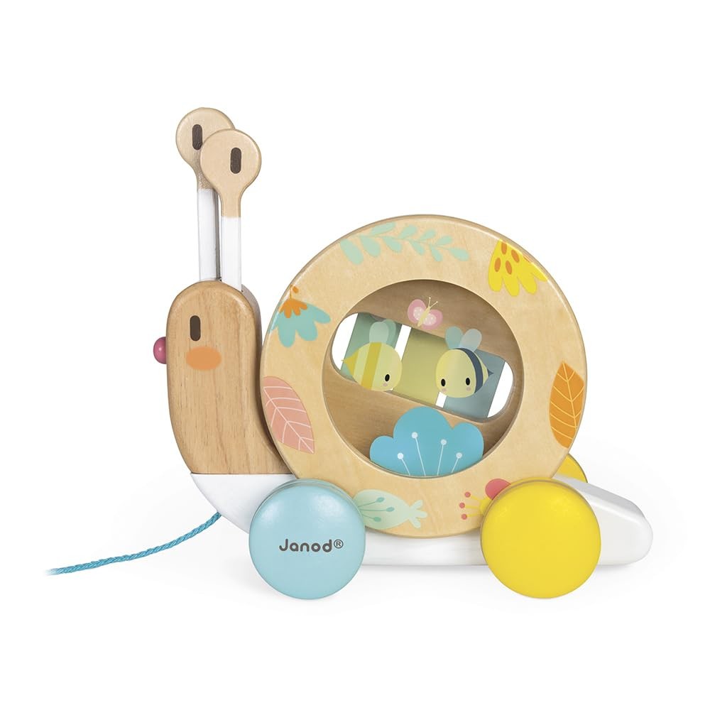 Escargot en bois d'éveil traditionnel avec instruments de musique fins
