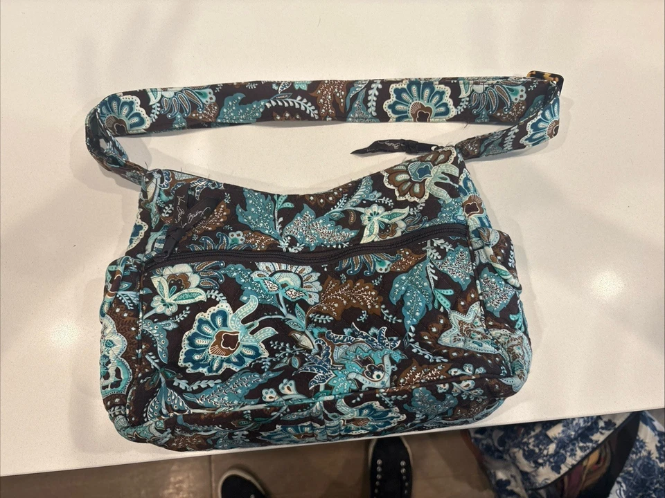 Vera Bradley 中号拉链棕色/绿松石佩斯利钱包可调节肩带 — 第 2/4 张图片