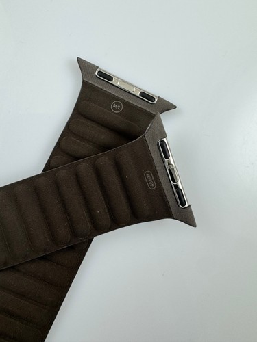 Bracelet maillon magnétique tissé fin original Apple Watch 44 mm 45 mm 46 mm 49 mm taupe foncé - Photo 5 sur 9