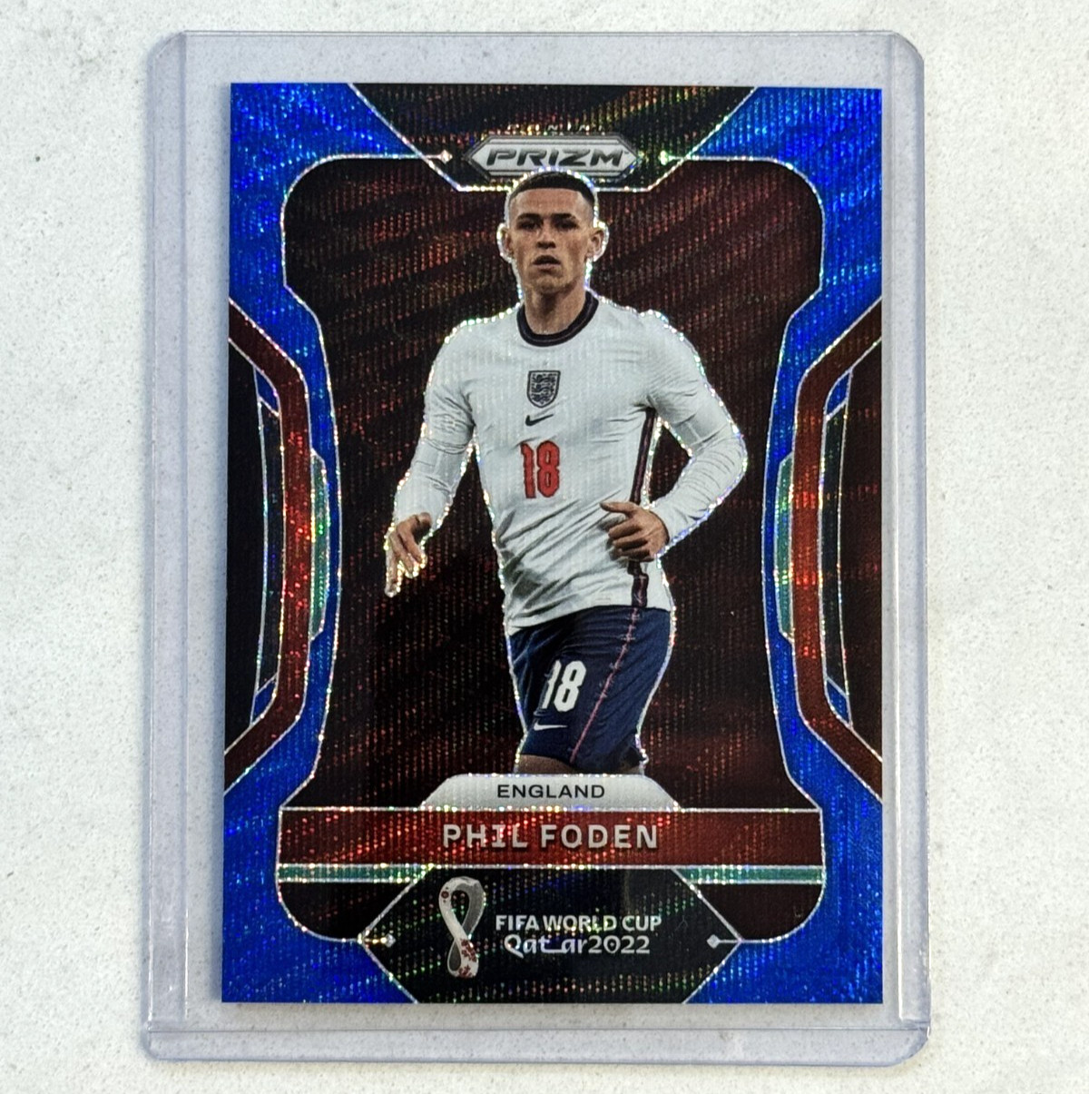 2022 Panini Prizm World Cup #93 Phil Foden Blue Wave /199 England