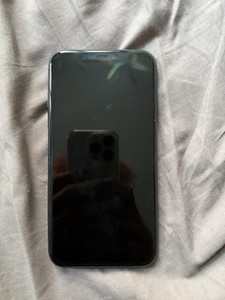 Apple iPhone 11, Schwarz, 64 GB, ohne Simlock