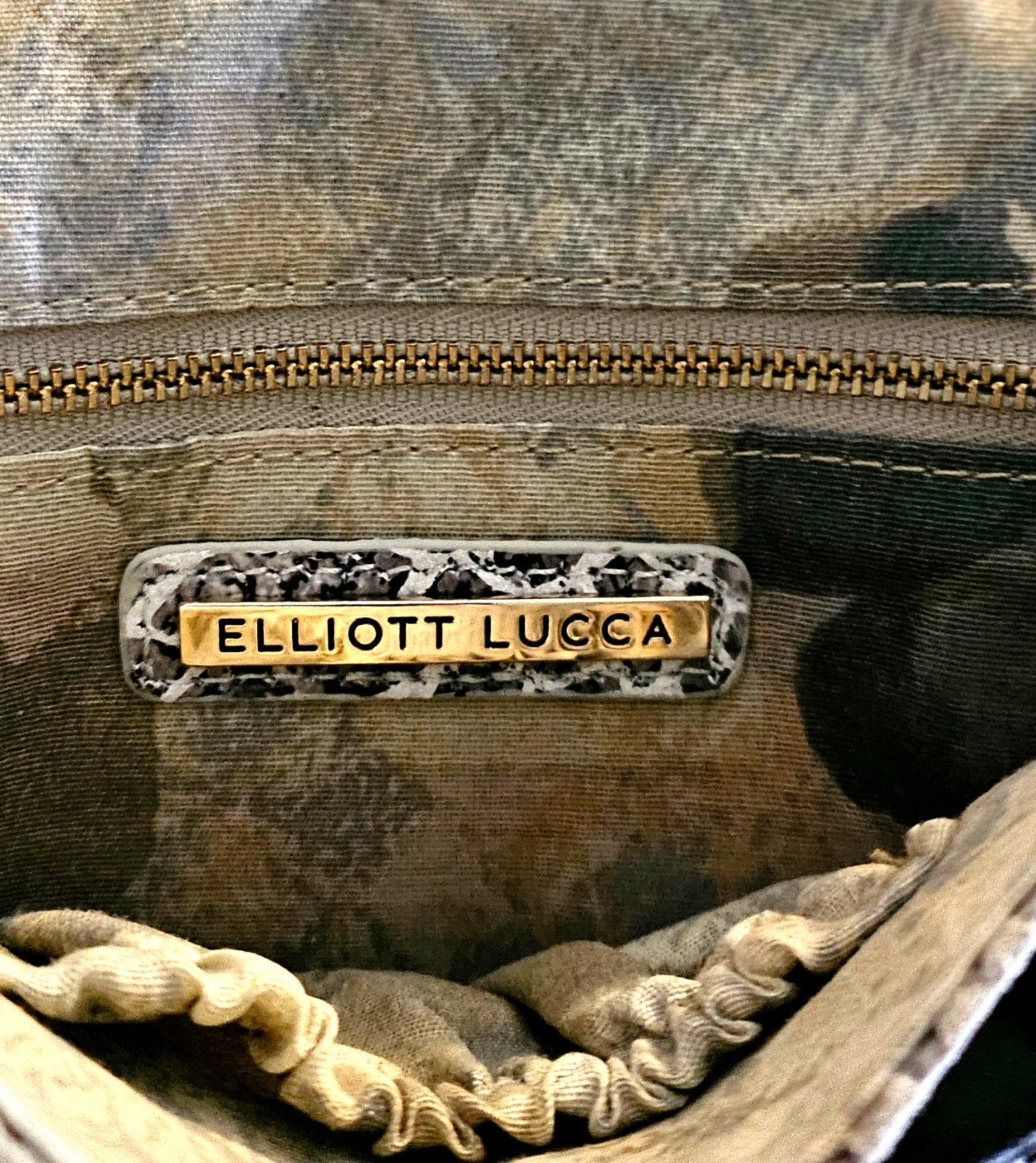 ELLIOTT LUCCA LEATHER PYTHON ROJO MAGNETIC FLAP C… - image 8