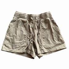 Lululemon Dance Studio High-Rise Shorts – Women’s Size 2 | Excellent Condition