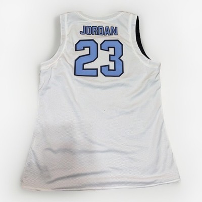 North Carolina Jordan Reversible Basketball Jersey Women's Medium