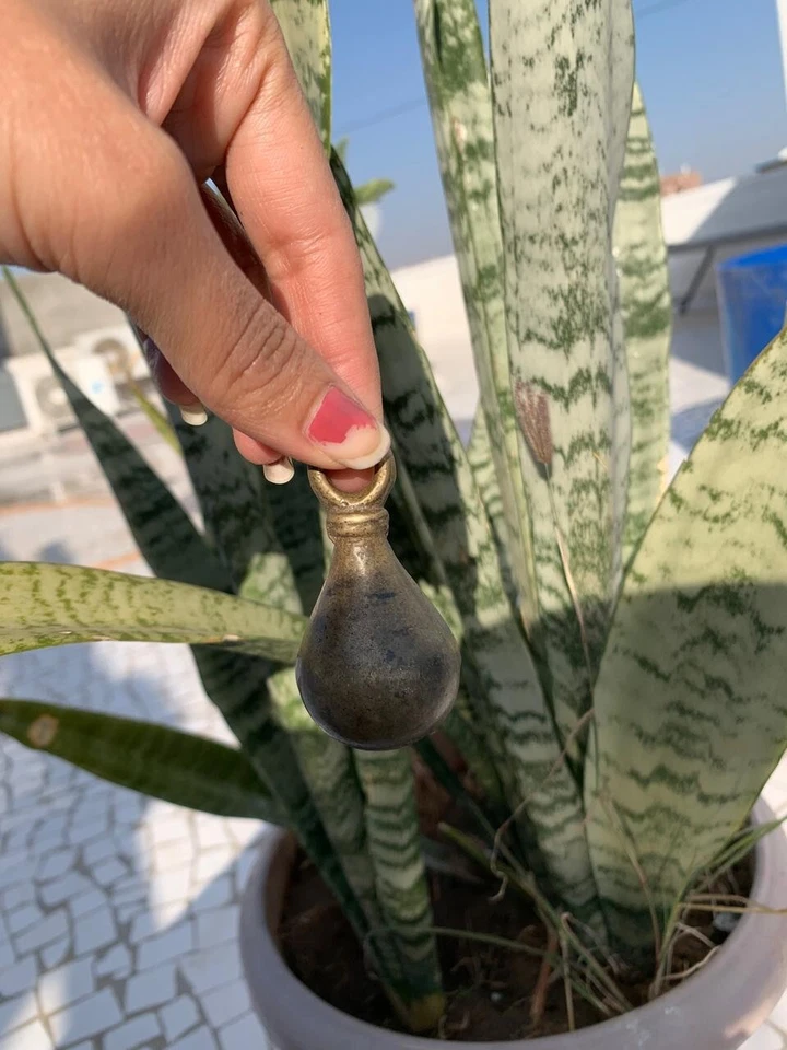 Campana de vaca de latón única primitiva vintage coleccionable 133 Foto 4 de 4
