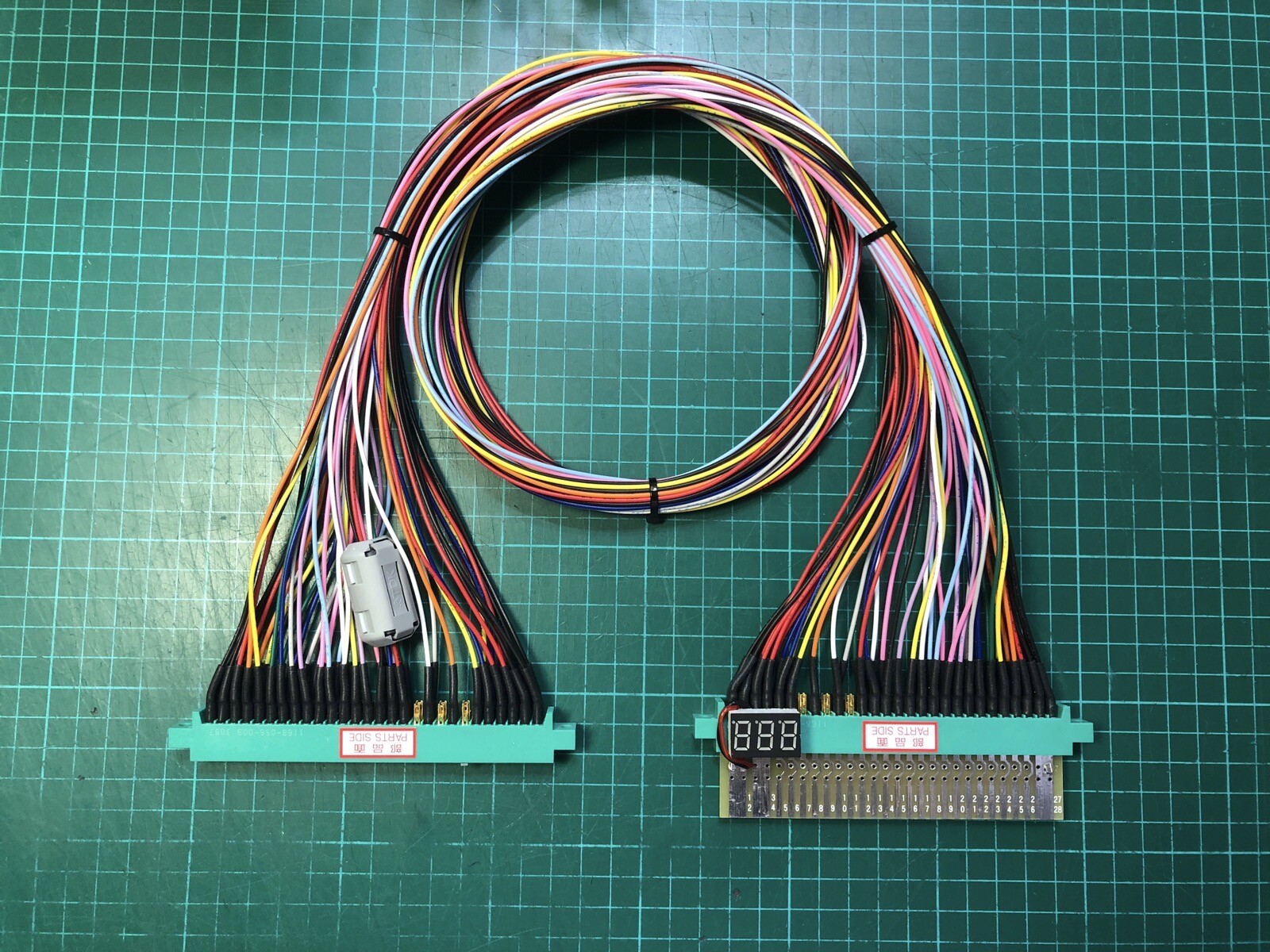 Câble d'extension Jamma de 1m avec affichage de tension LED pour sécuriser votre borne Taito