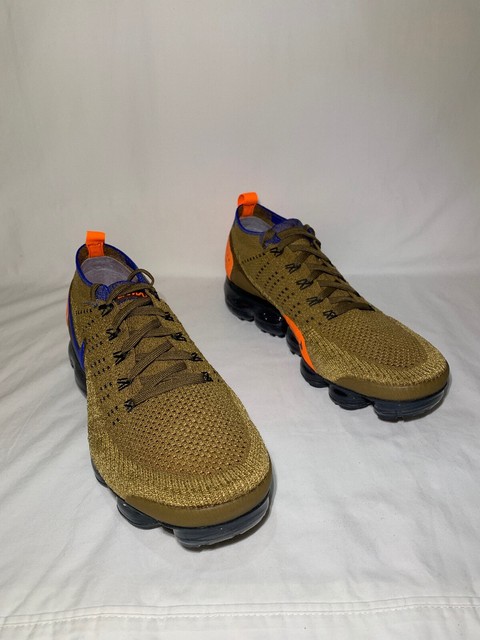 nike air vapormax flyknit 2 golden beige racer blue