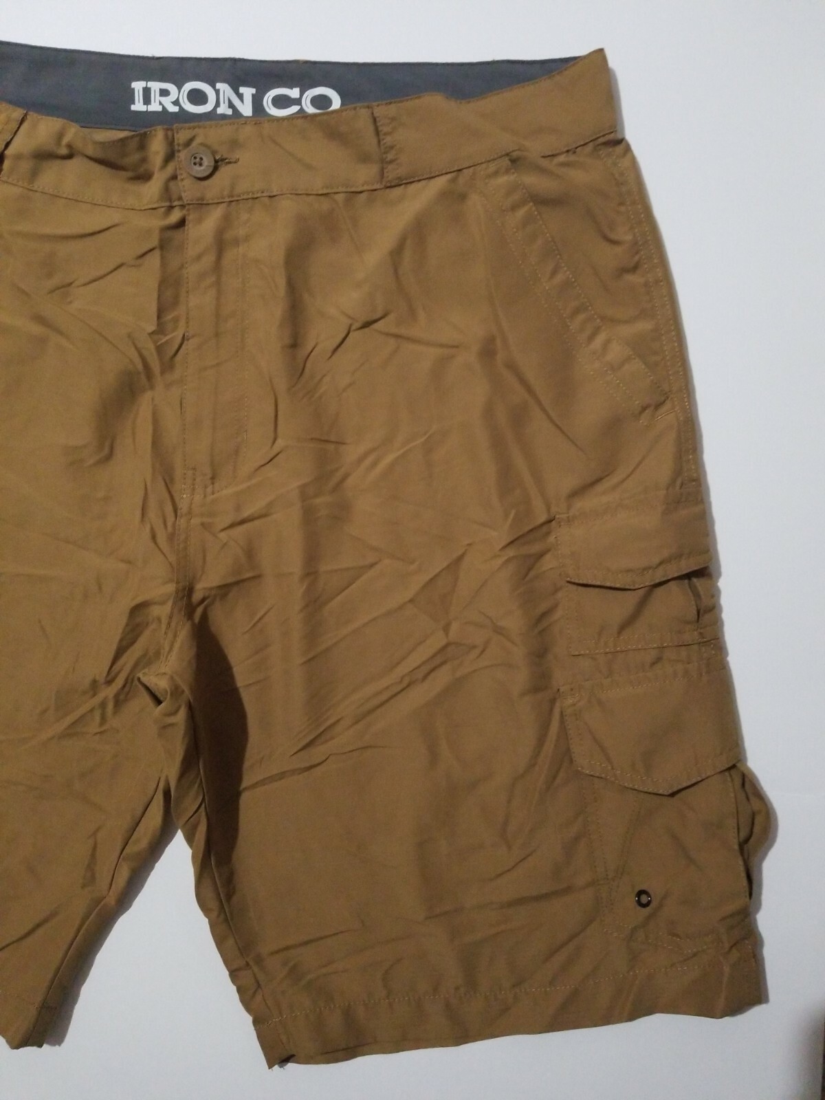 IRON CO. CARGO SHORTS LIGHTWEIGHT BEIGE SIZE 40 Gem