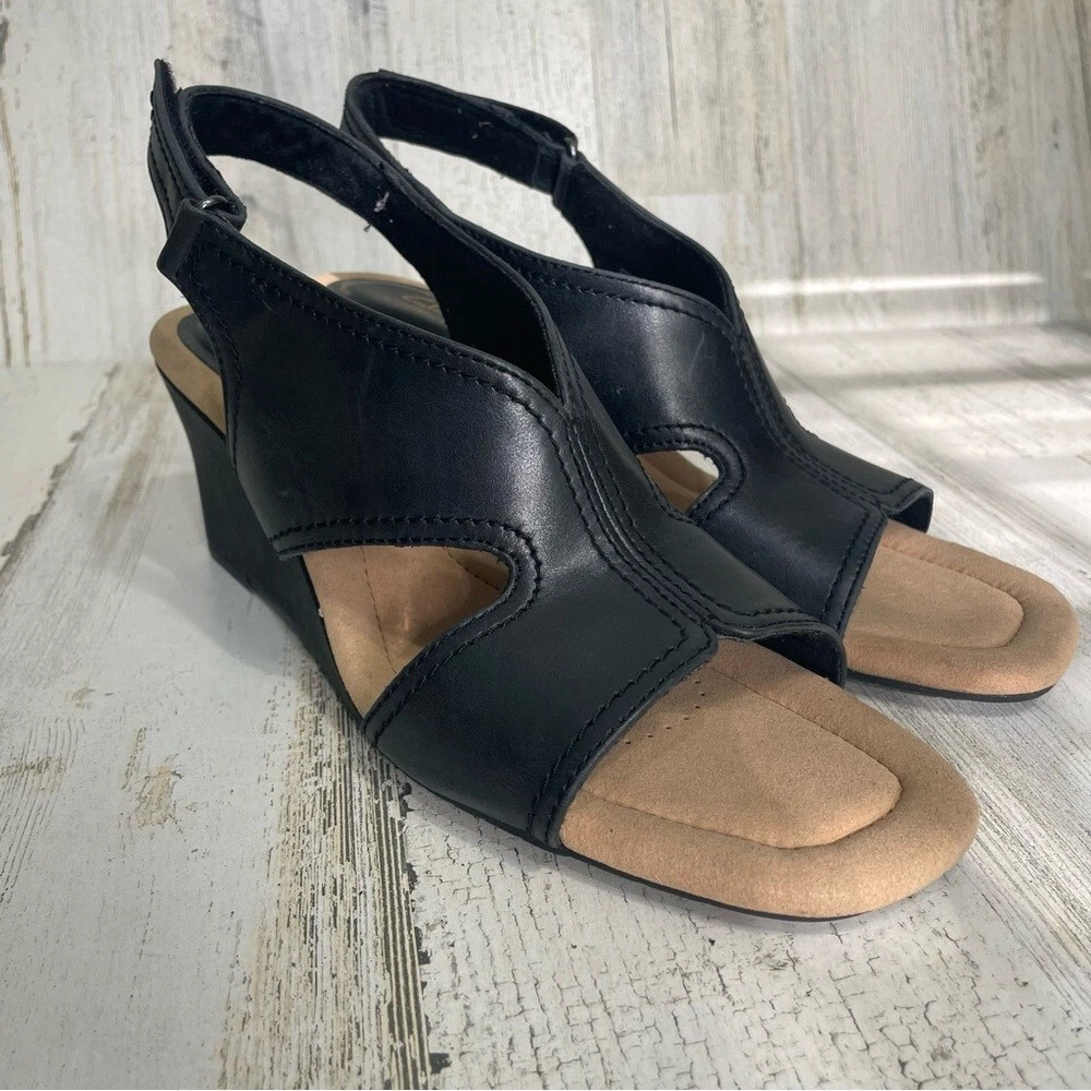 Sandali Clarks Kyarra Aster in pelle con zeppa slingback neri taglia 9 comodi