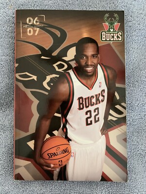 Vintage Milwaukee Bucks 2006-2007 NBA Media Guide - Michael Redd
