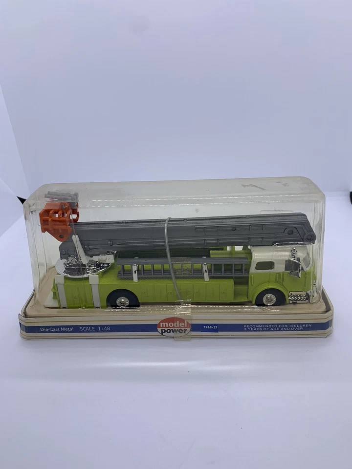 MODEL POWER FIRE ENGINE 1/48 SCALE MADE IN MACAO. - Image 4 of 4