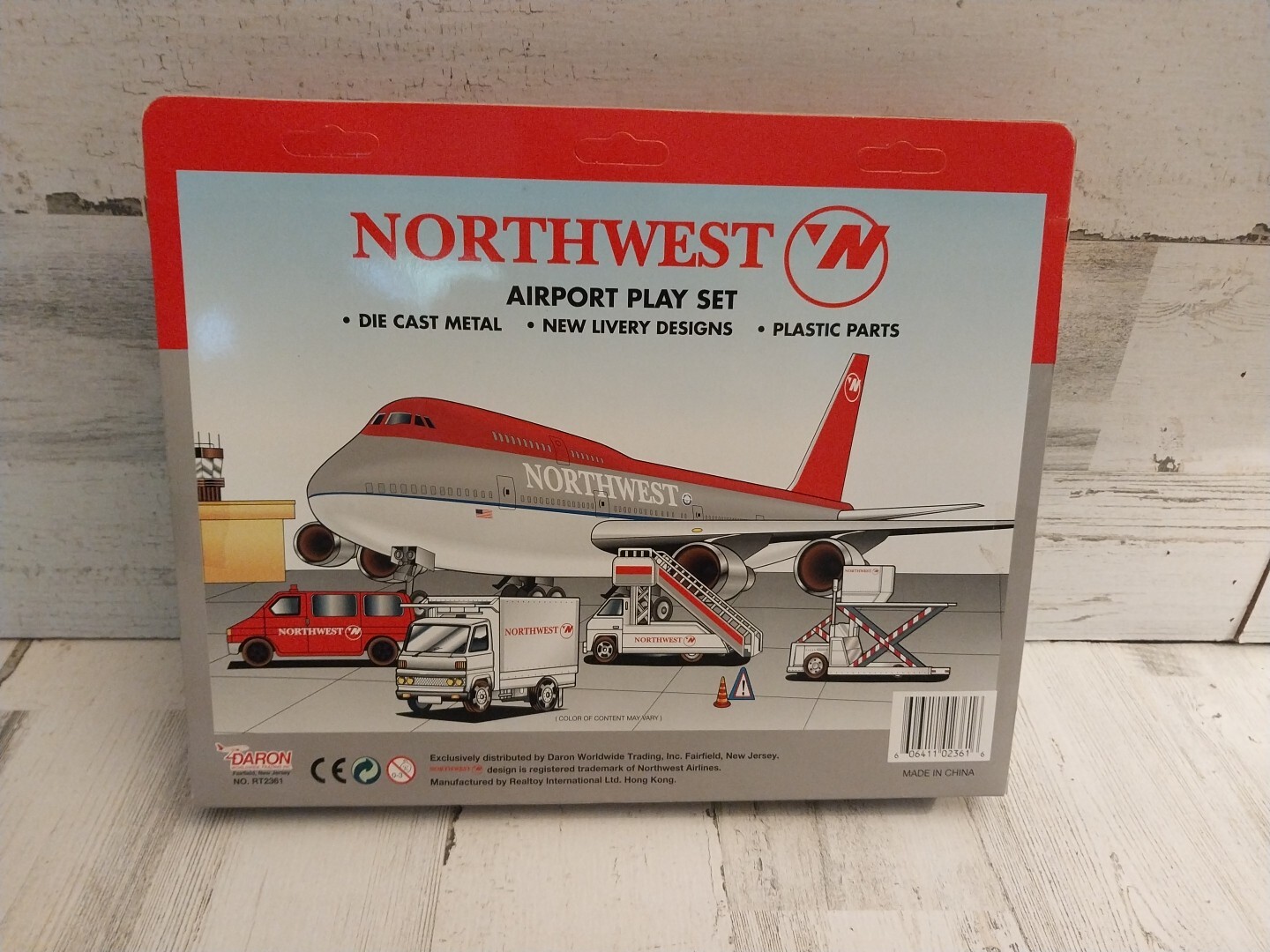 NIB Realtoy Northwest Airline Airport Play Set Diecast 1/64 