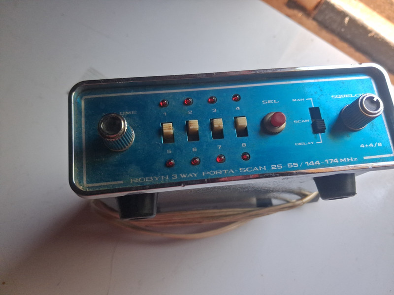 Vintage ROBYN Two Band 3 Way Porta Scan 25-55/144-174 Mhz Model 2000