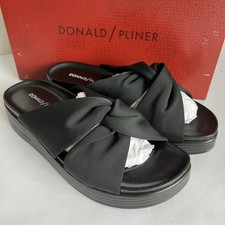 Donald Pliner Folley-D Women  s Black Crepe Elastic Slide Sandal Size 6M