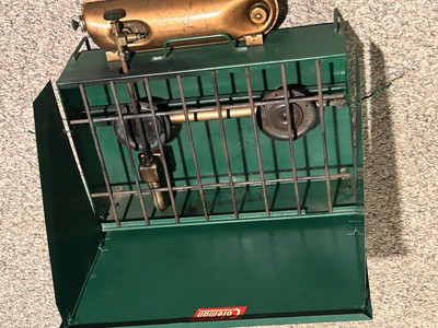 VINTAGE COLEMAN Gas Camping Stove 2 Burner 425B 1950s WICHITA