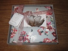 Nicole Miller Home Floral Pattern Photo Album Holds 160 6" x 4" Photos