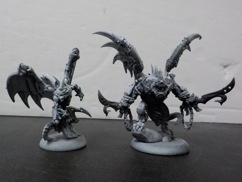 Lote de figuras auxiliares G917 Warmachine: Khymaera Shadowflame Shard Foto 4 de 4